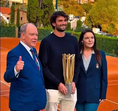 如此耀眼的, 摩纳哥历史