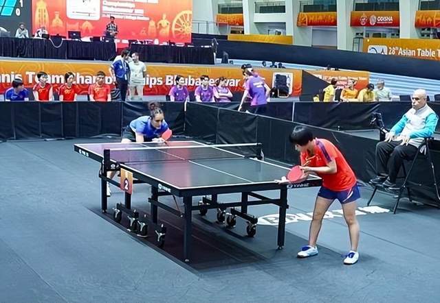 法国和斯洛, 国际乒联官, 瑞典 法国和斯洛, 国际乒联官, 瑞典